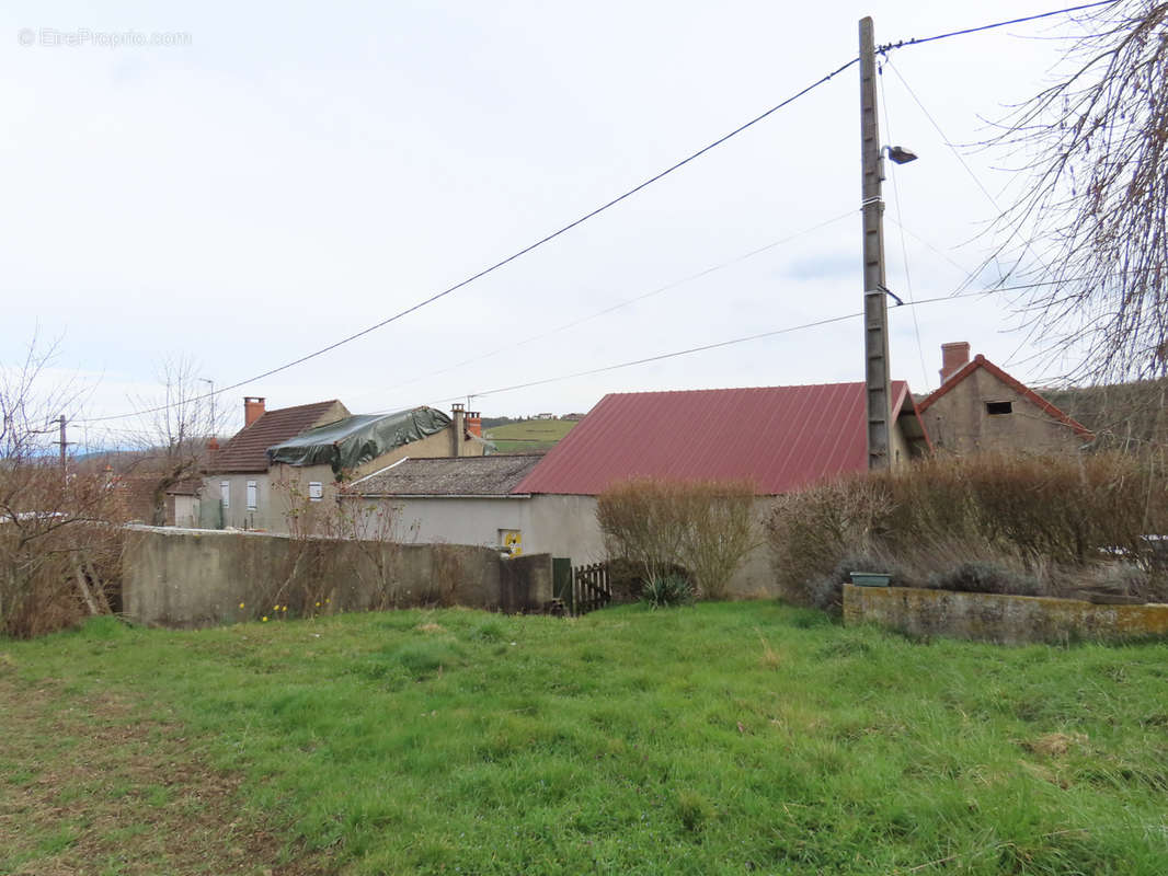 Maison à CHOUVIGNY