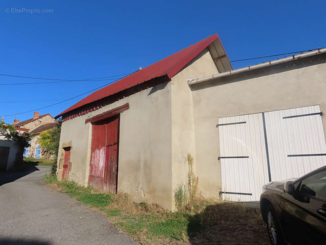 Maison à CHOUVIGNY