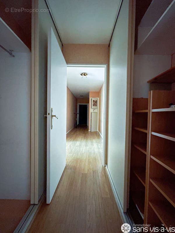 Appartement à SURESNES