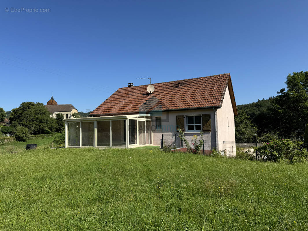 Maison à DAMBELIN