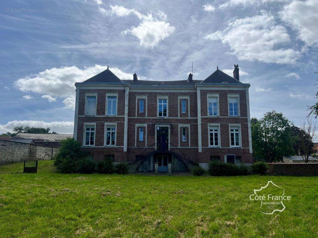 Maison à MONCEAU-LE-NEUF-ET-FAUCOUZY