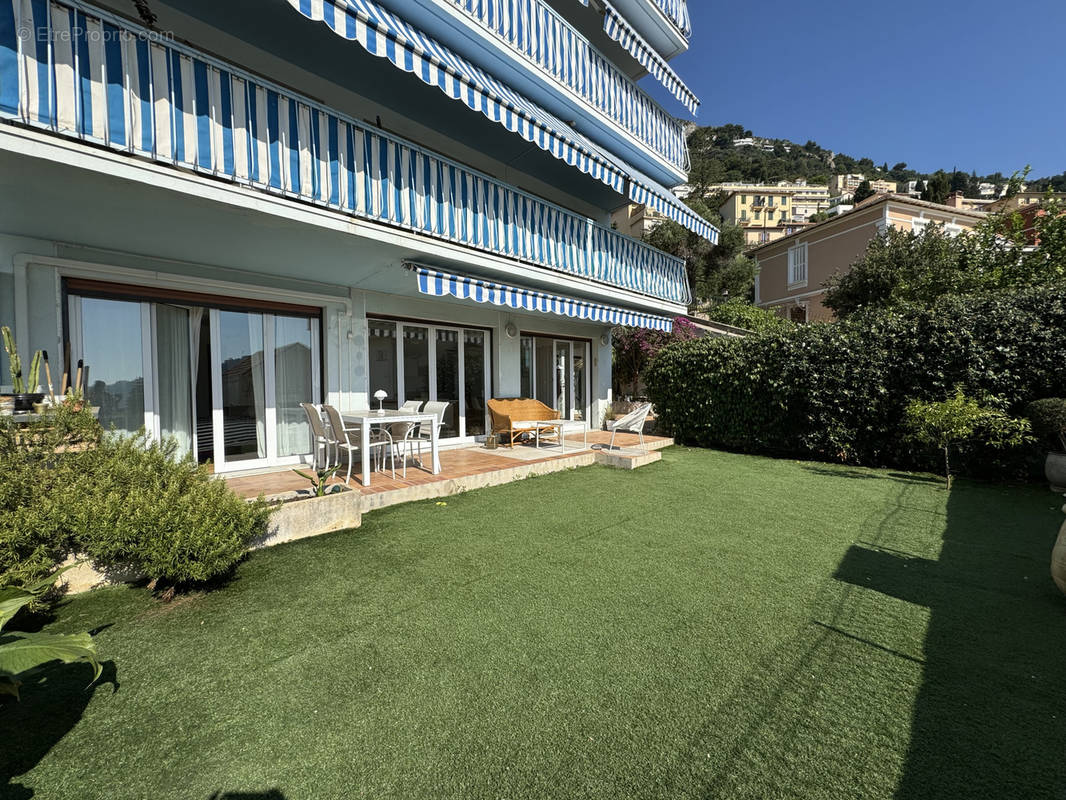 Appartement à ROQUEBRUNE-CAP-MARTIN