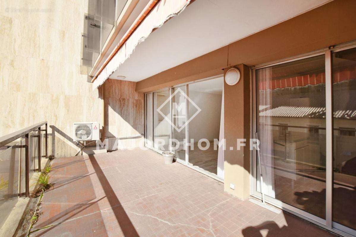 Appartement à MARSEILLE-6E