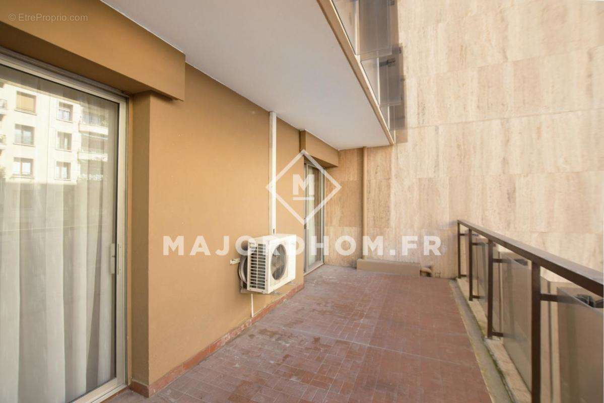 Appartement à MARSEILLE-6E