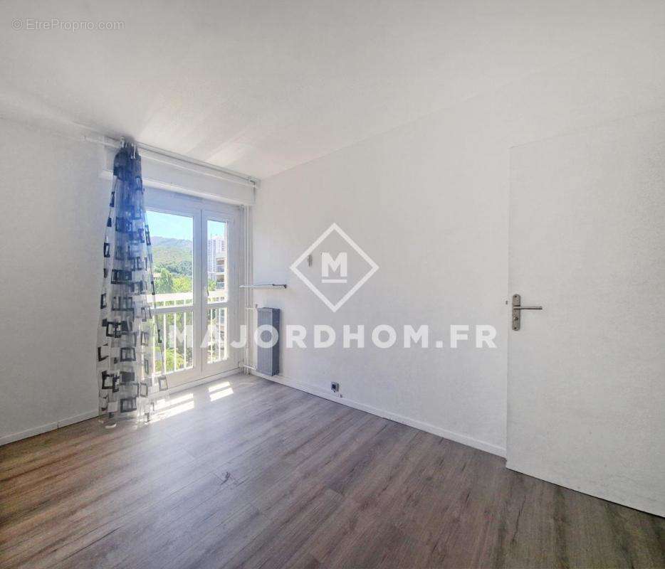 Appartement à MARSEILLE-10E