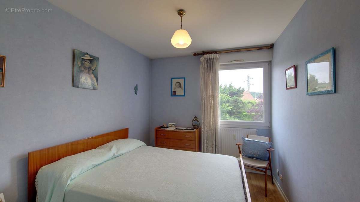 Appartement à CHENOVE