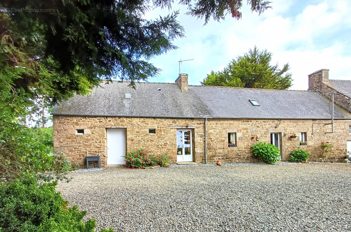 Maison à LOUARGAT