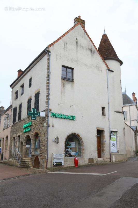 Appartement à ARNAY-LE-DUC