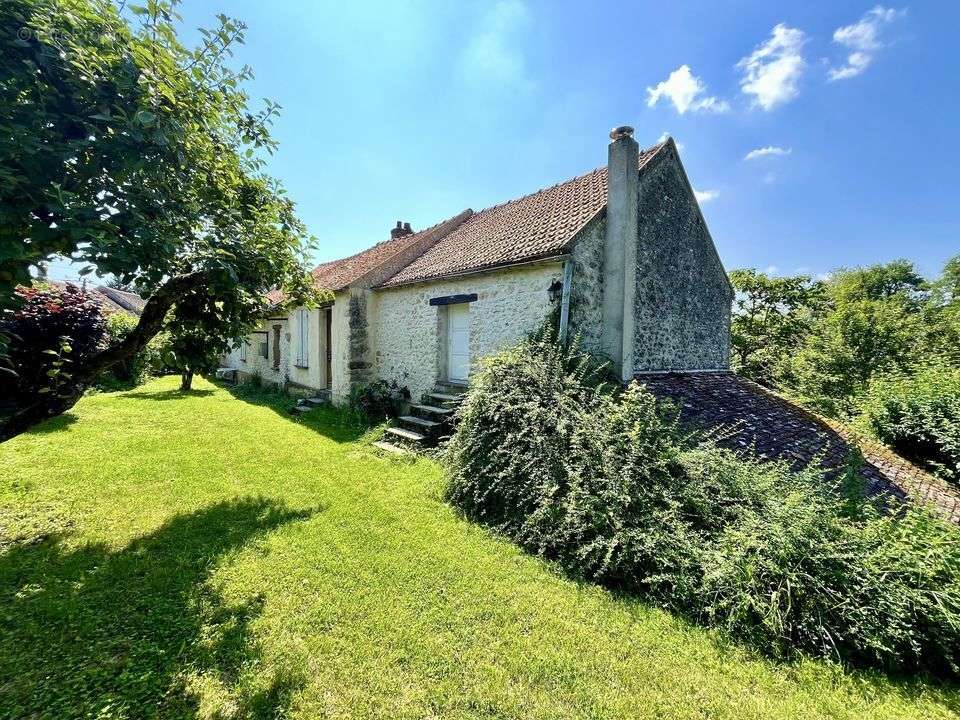 Maison à DONNEMARIE-DONTILLY