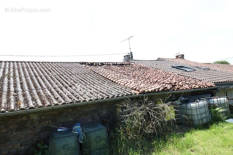 Maison à PEYRAT-DE-BELLAC