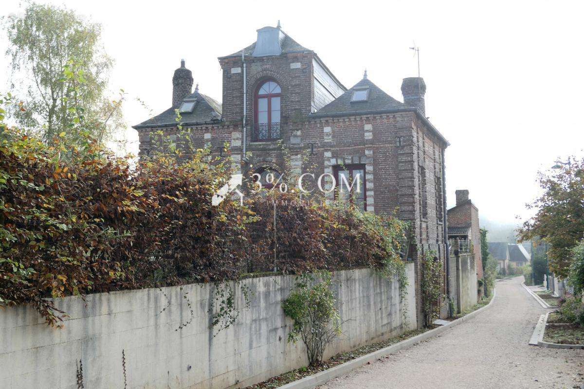 Maison à MESNIERES-EN-BRAY