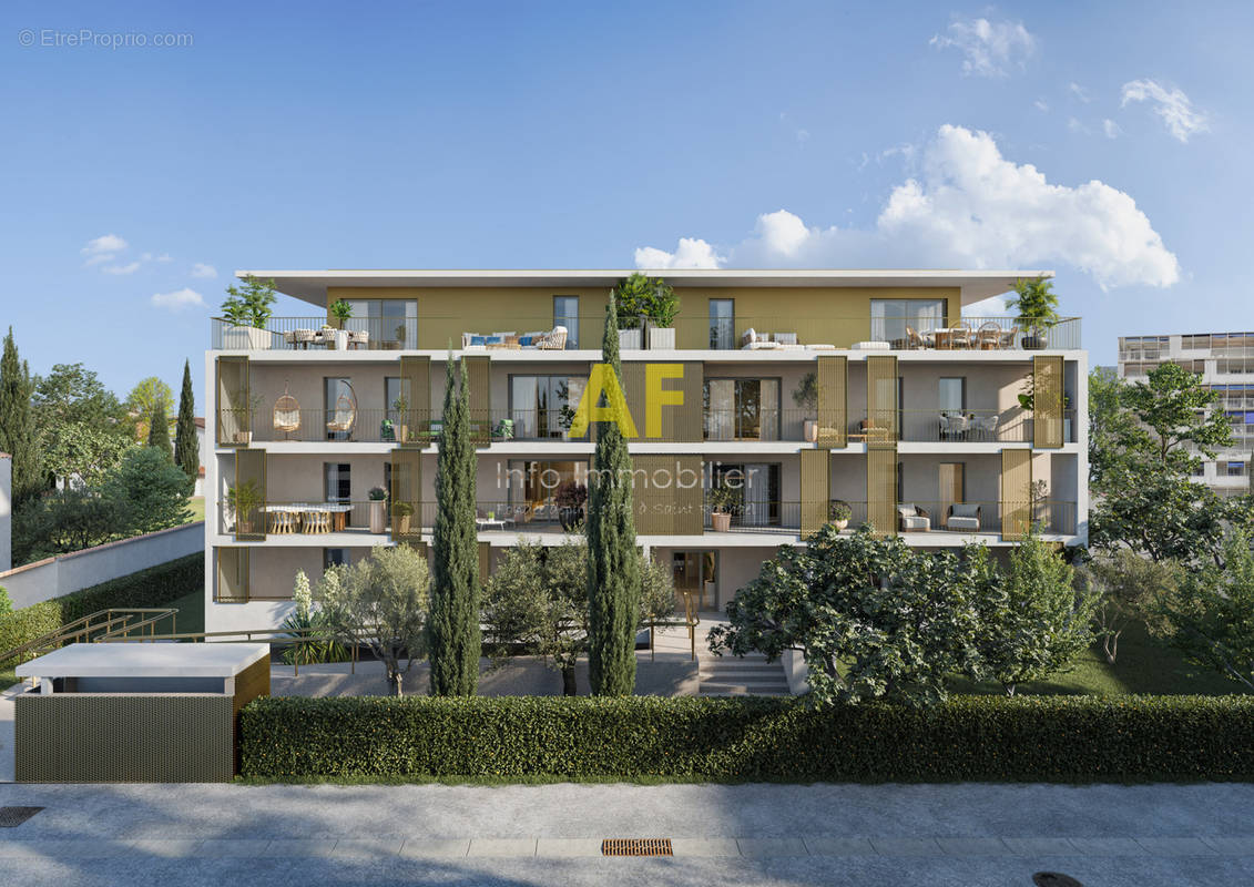 Appartement à FREJUS