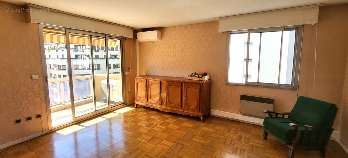 Appartement à LYON-6E