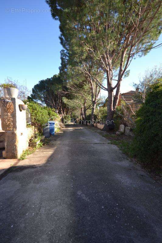 Maison à MEYNES