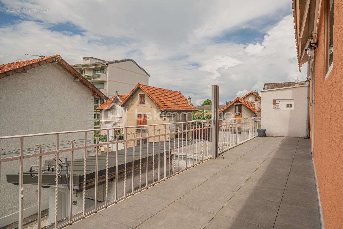 Appartement à AIX-LES-BAINS