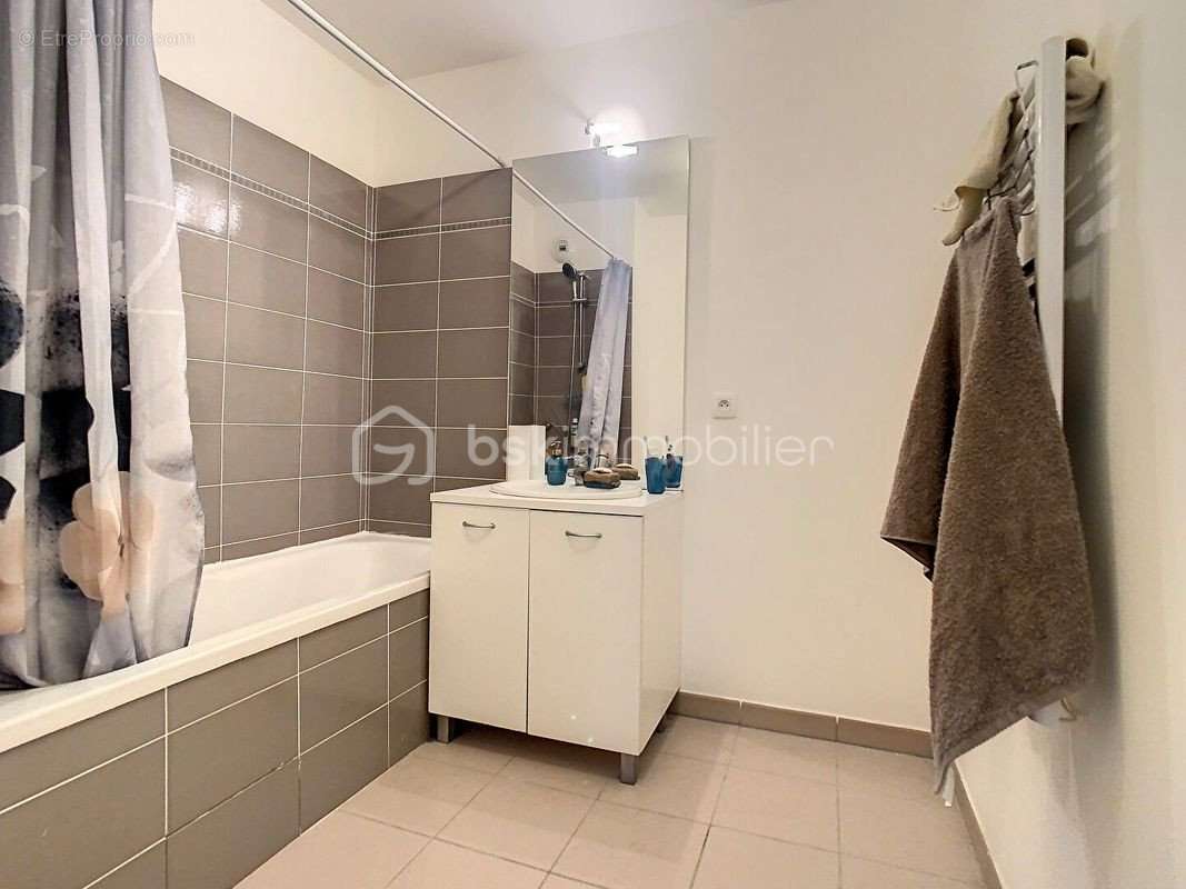 Appartement à MARSEILLE-14E