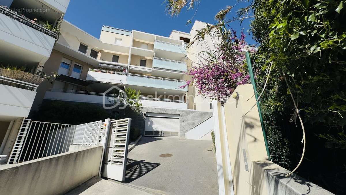 Appartement à MARSEILLE-14E