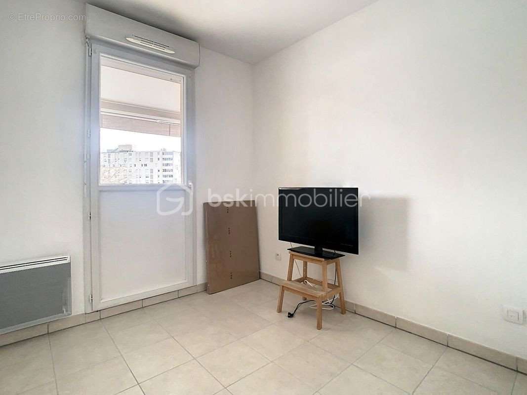 Appartement à MARSEILLE-14E