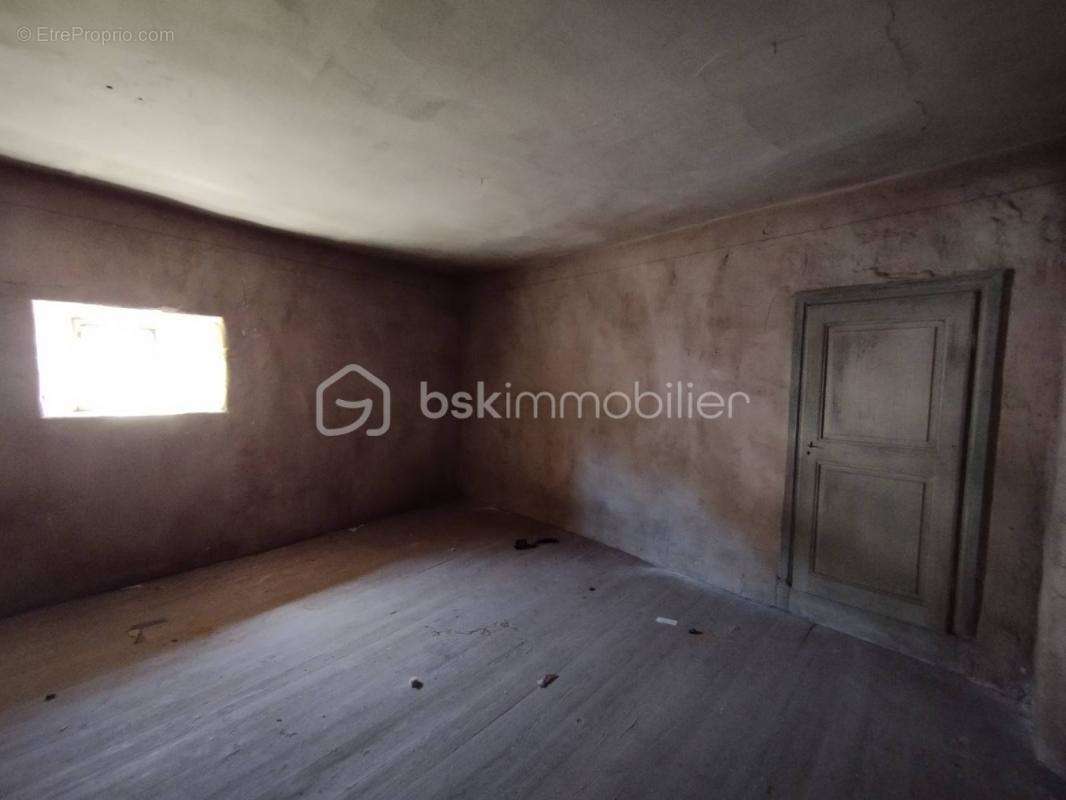 Appartement à BRAMANS