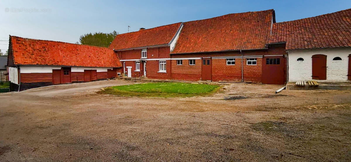 Maison à DOMPIERRE-SUR-AUTHIE