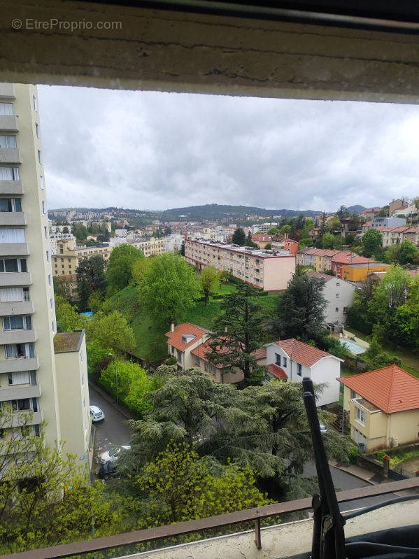 Appartement à SAINT-ETIENNE