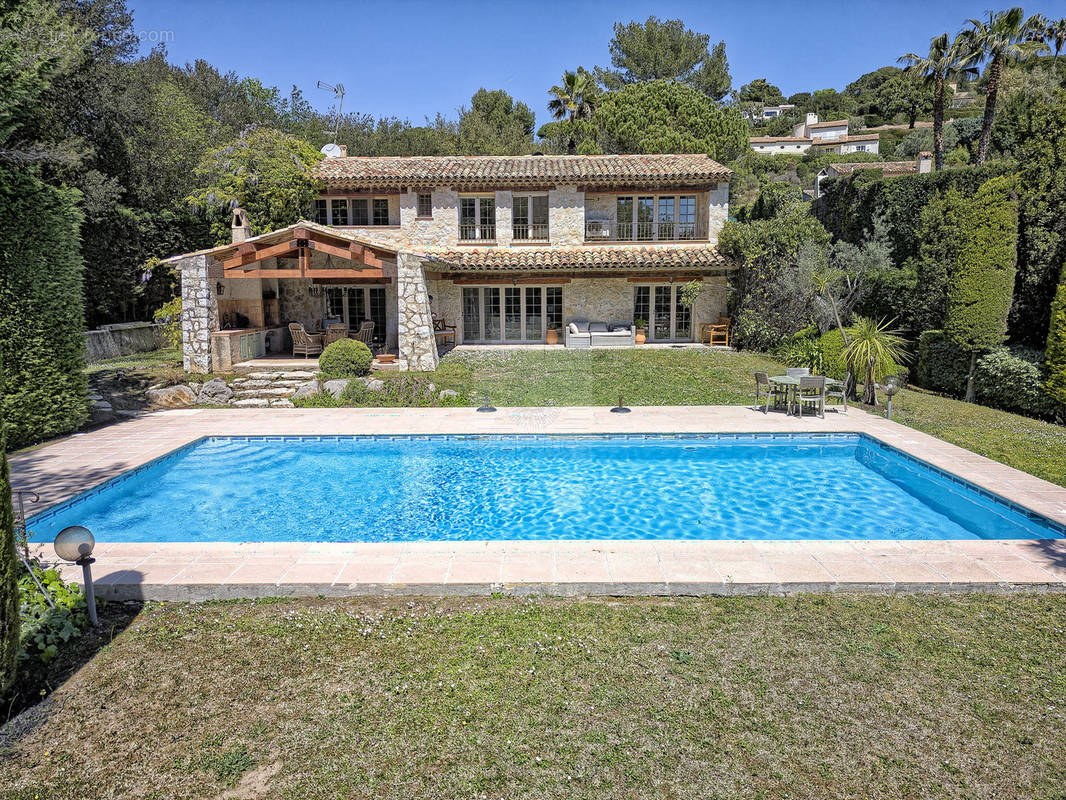 Maison à LA COLLE-SUR-LOUP