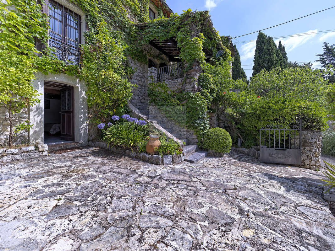 Maison à LA COLLE-SUR-LOUP