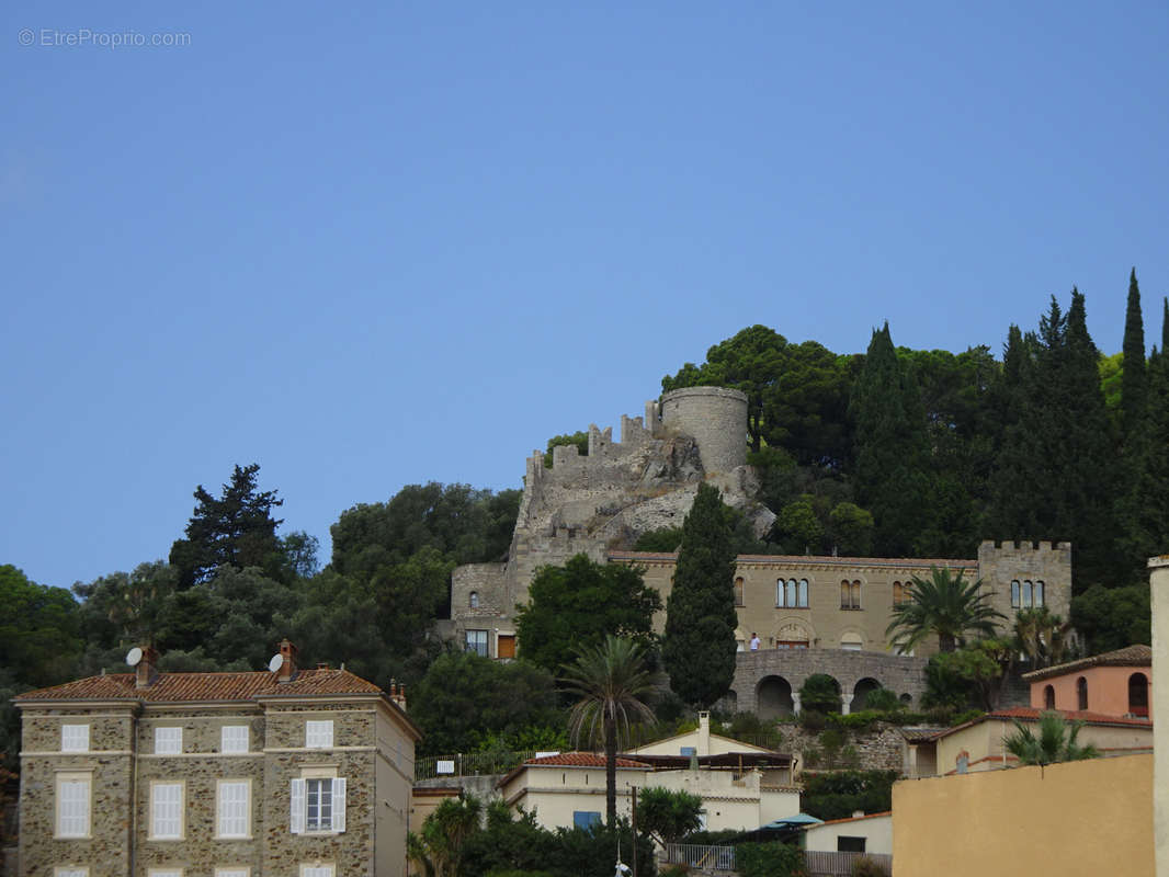 Appartement à HYERES