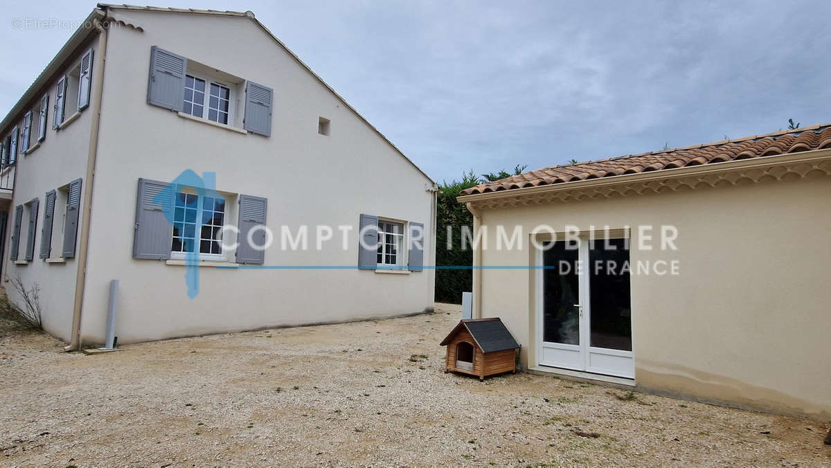 Maison à CHATEAUNEUF-DU-PAPE