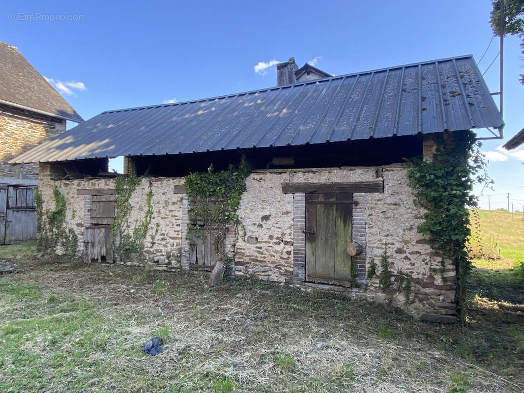 Maison à SAINT-SORNIN-LAVOLPS