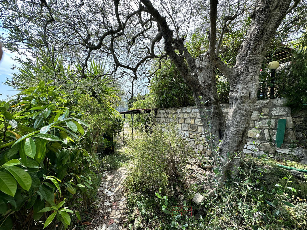 Maison à EZE