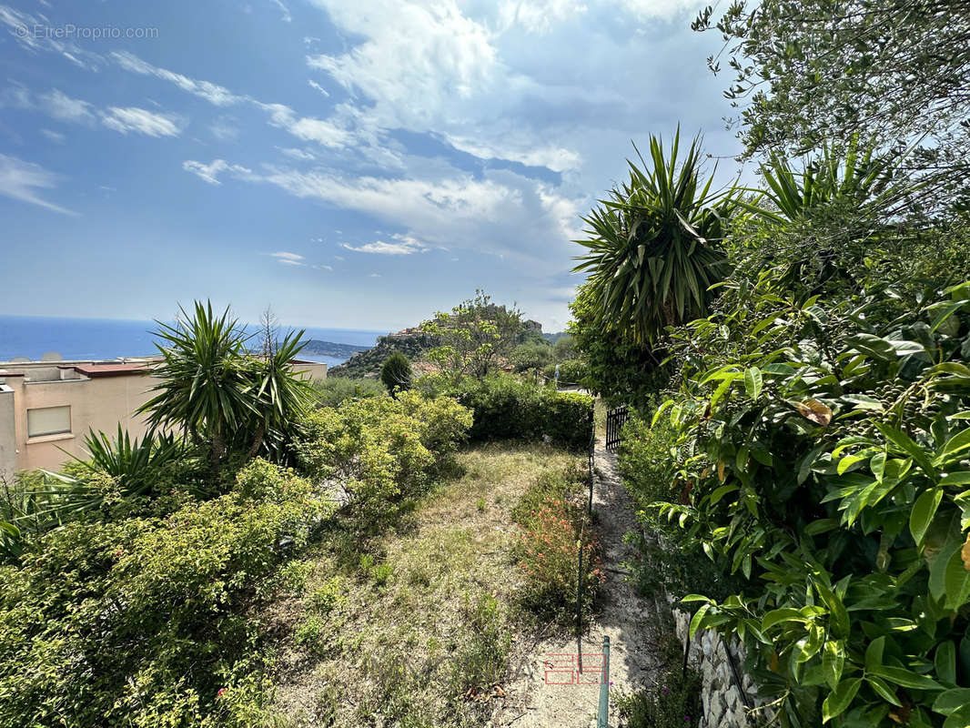 Maison à EZE