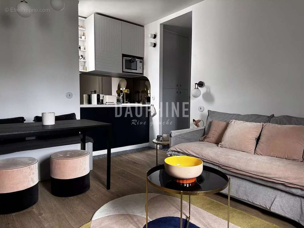 Appartement à PARIS-7E