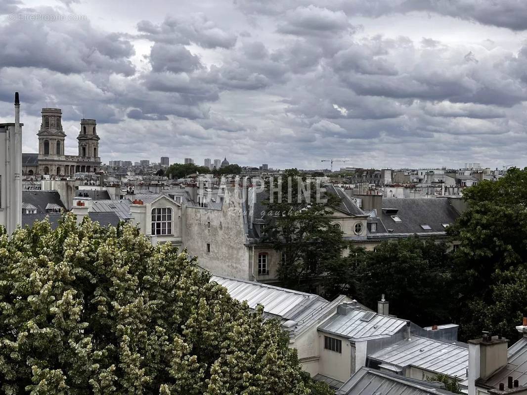 Appartement à PARIS-7E