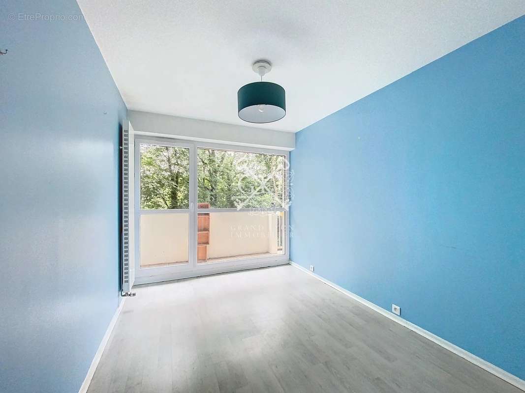 Appartement à SAINTE-FOY-LES-LYON