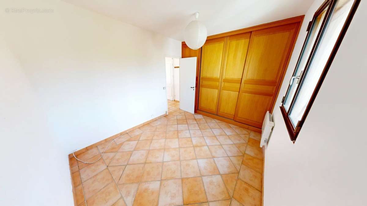 Appartement à VILLENEUVE-LOUBET