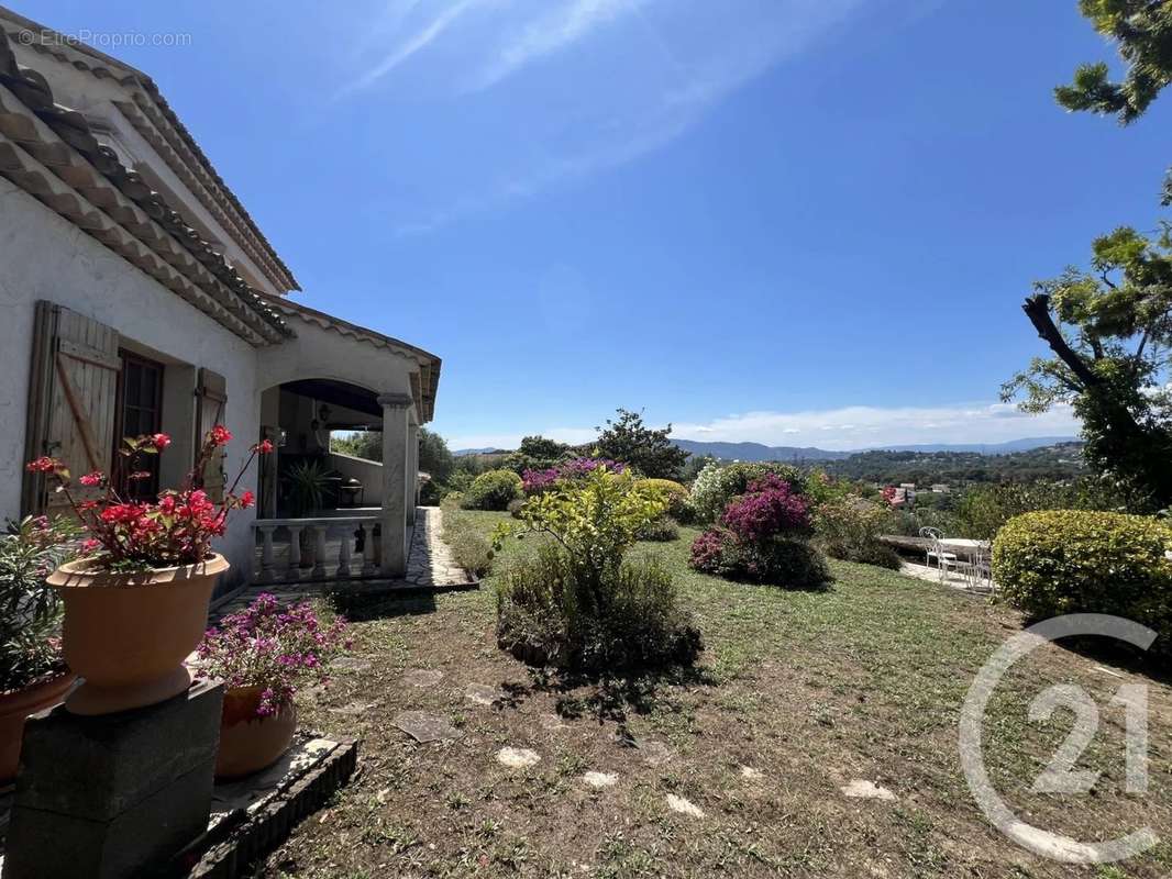 Maison à MOUGINS