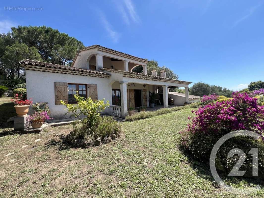 Maison à MOUGINS