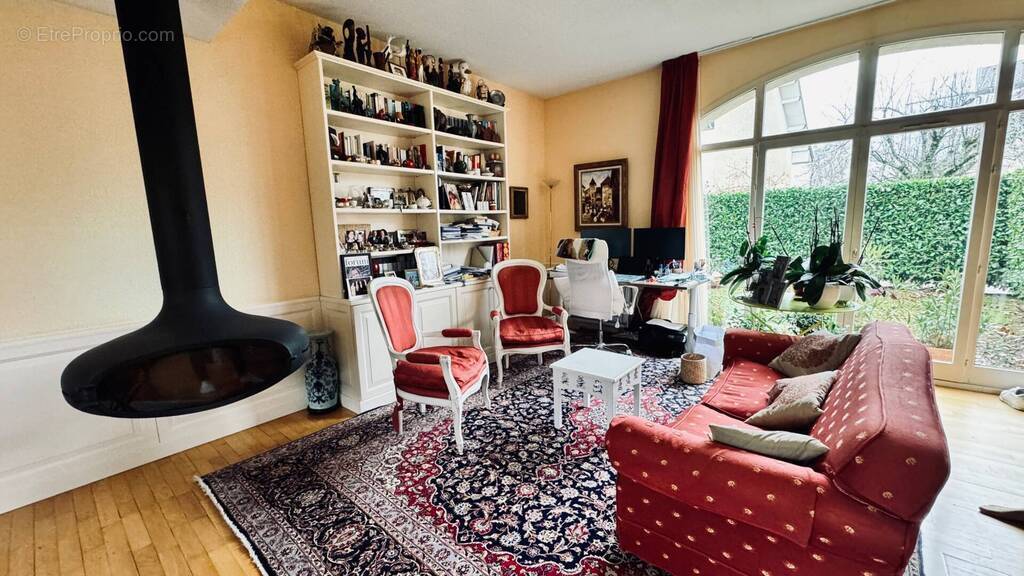 Appartement à SAUVERNY