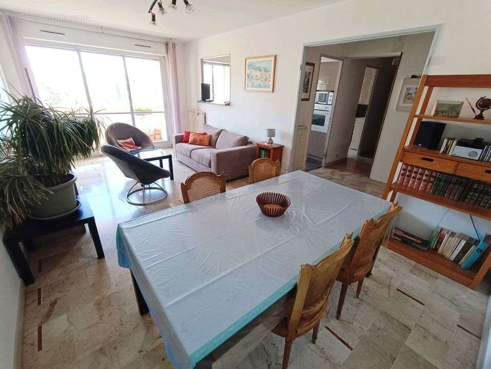 Appartement à MARSEILLE-10E