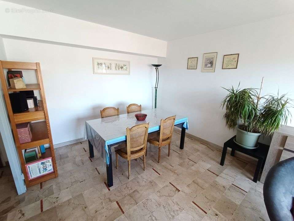 Appartement à MARSEILLE-10E