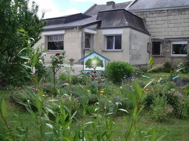 Maison à LE COUDRAY-MACOUARD