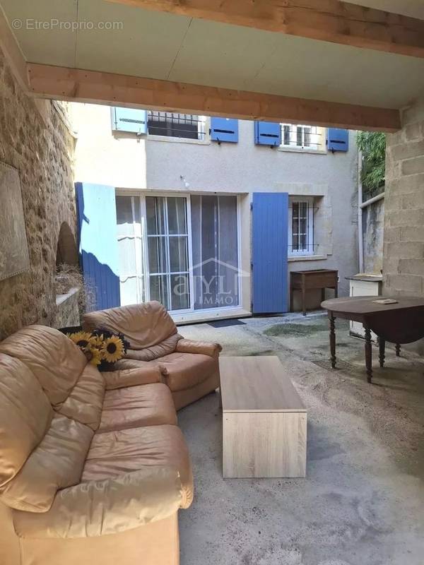 Appartement à ROGNES