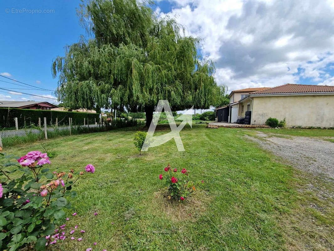 Maison à SAINT-ANDRE-DE-CUBZAC