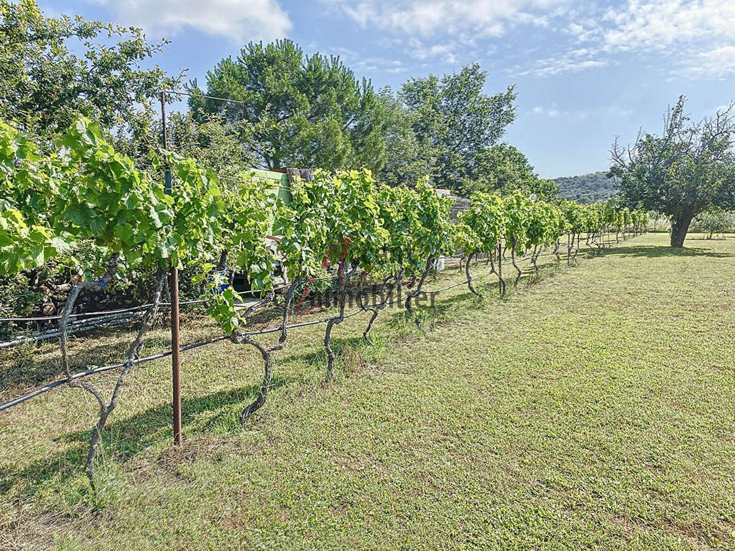 Maison à GORDES