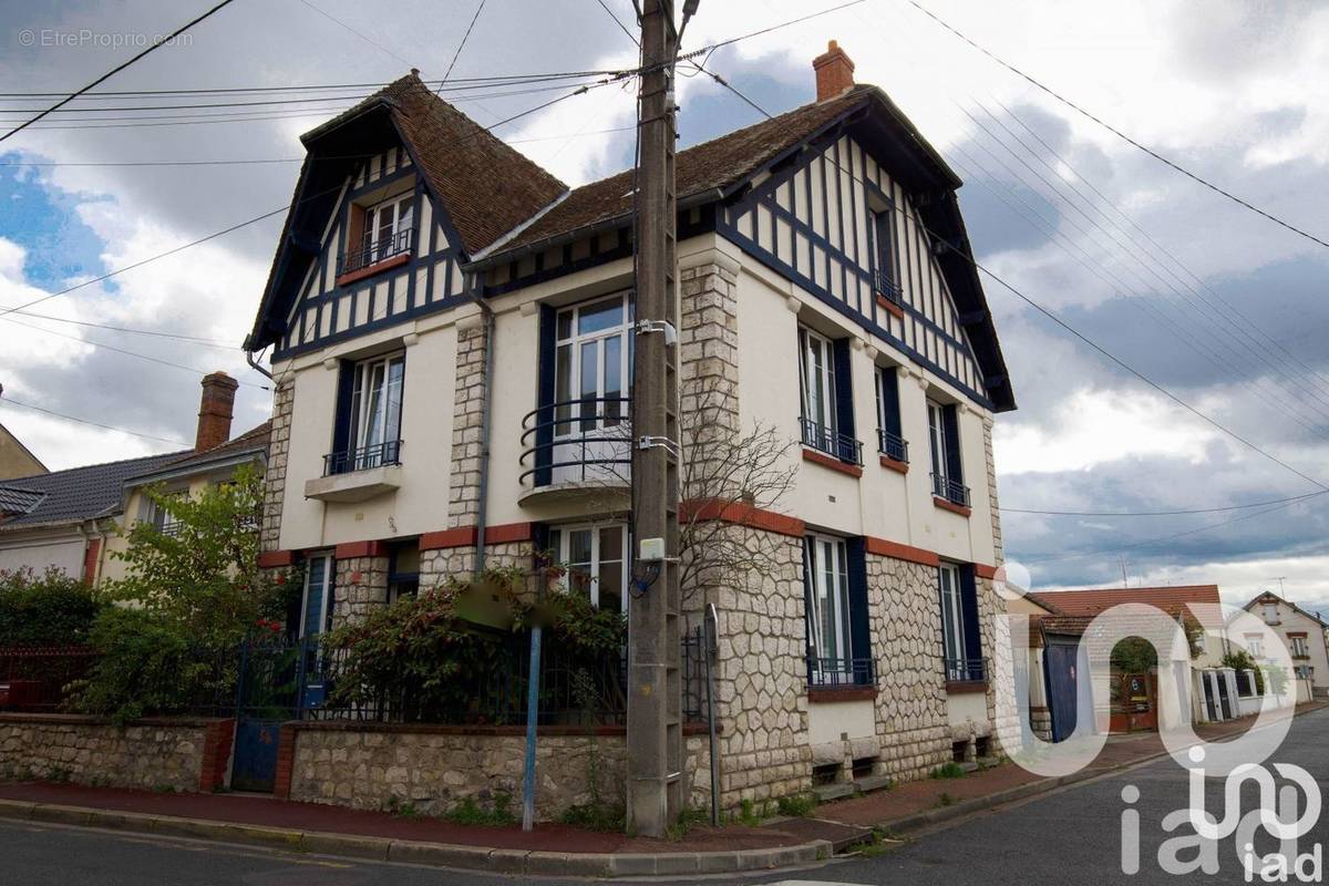 Photo 1 - Maison à CHALETTE-SUR-LOING