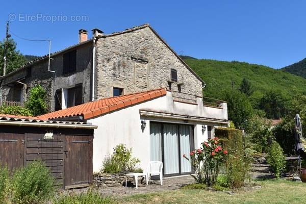 Maison à COURNIOU