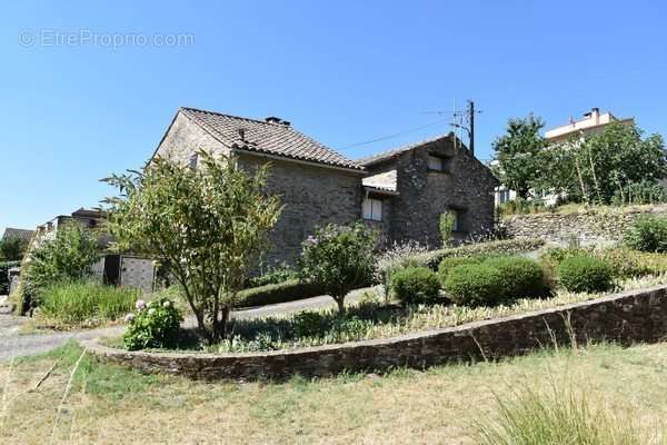 Maison à COURNIOU