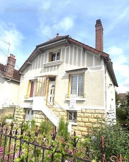 Maison à MIGENNES