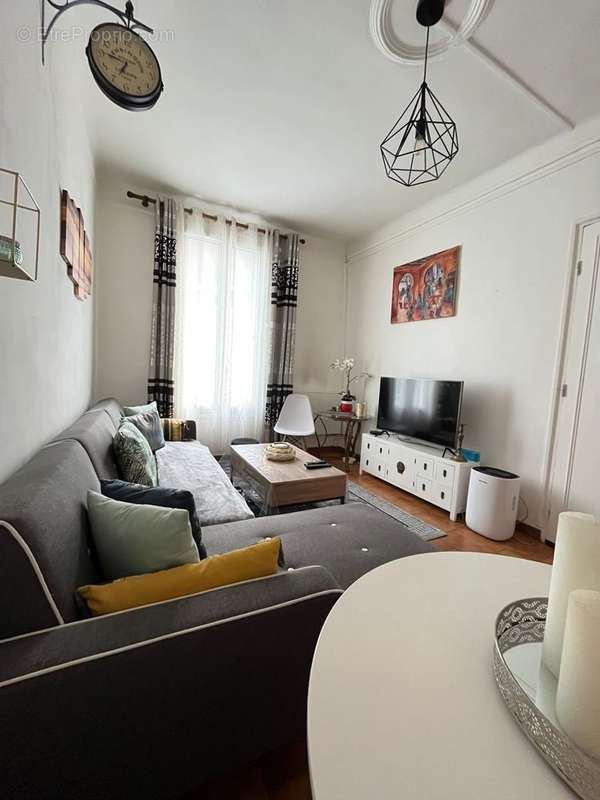 Appartement à AUBERVILLIERS